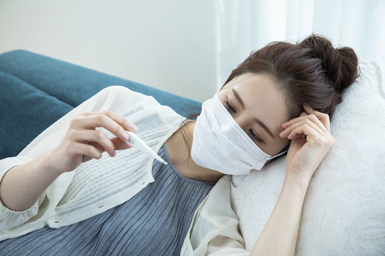 該当する症状がある方は発熱外来をご受診ください