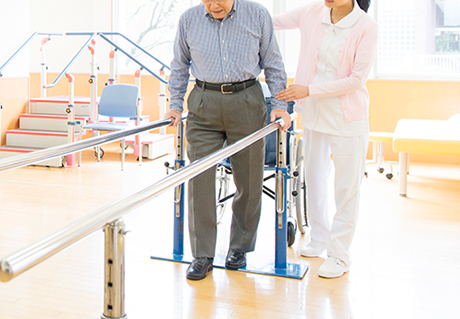 2階に通所リハビリ施設を併設